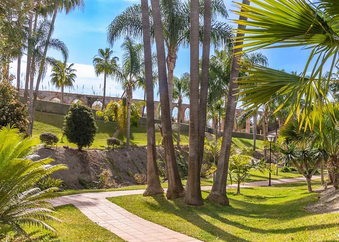 Palmas 2a Oasis 度假居 *